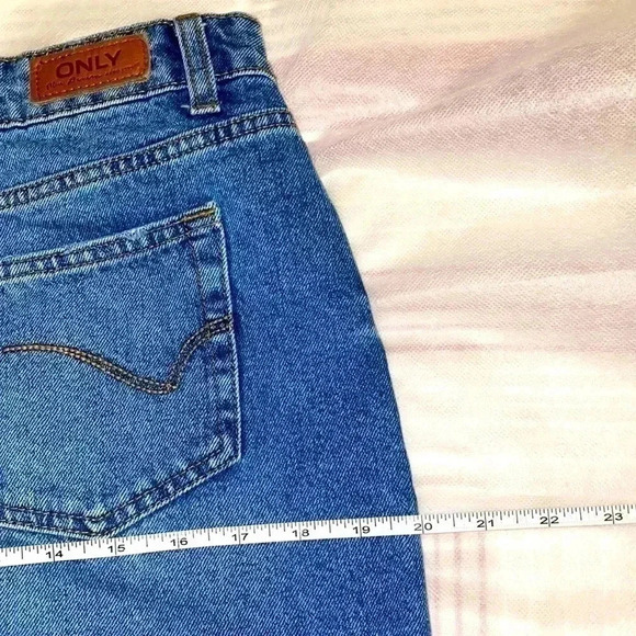 ONLY BLUE DENIMO VINTAGE 1995 FANCY RIPPED DENIM MINI SKIRT PERFECT CONDITION - Picture 9 of 9